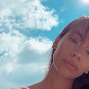 Meet your Posher, Sidney